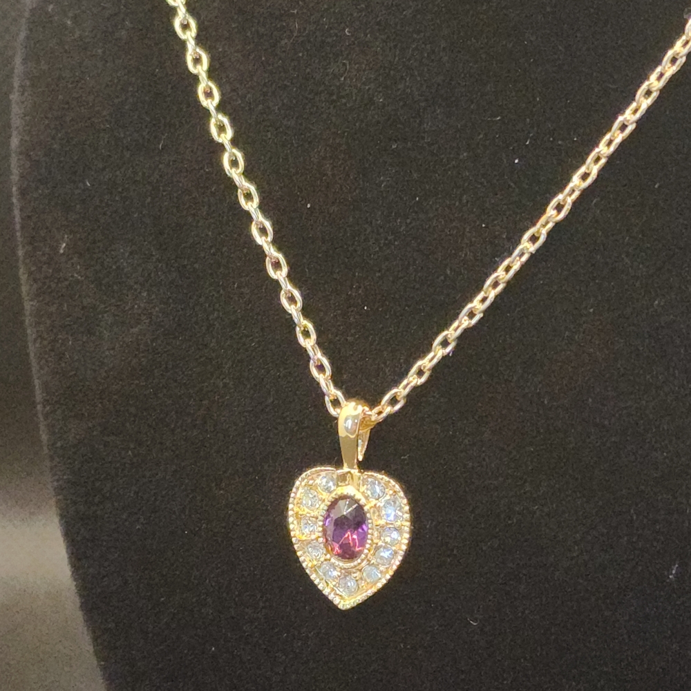 SOLD Vintage 18k Gold Plate Heart Pendant with Swarovski - Picture 4 of 5